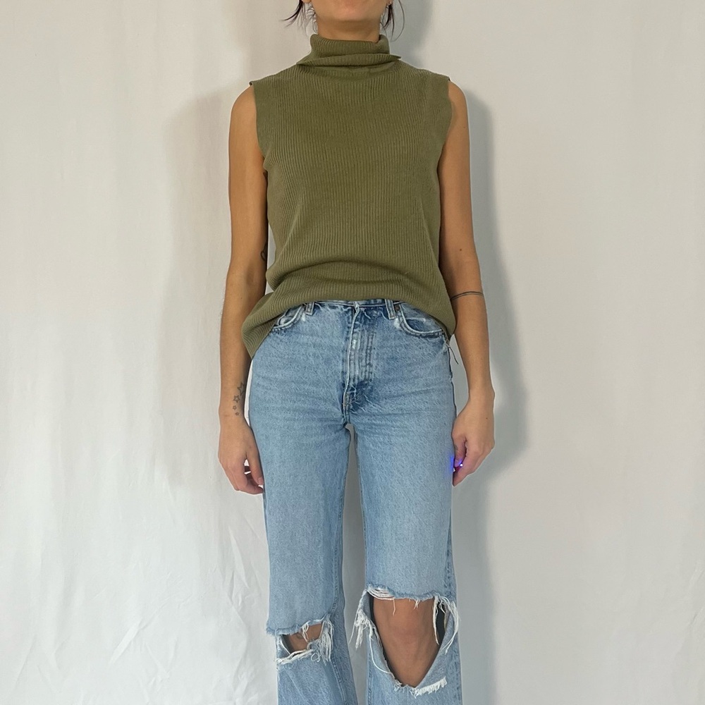 Sag Harbor Vintage Knit Sleeveless Turtleneck Top Olive Green